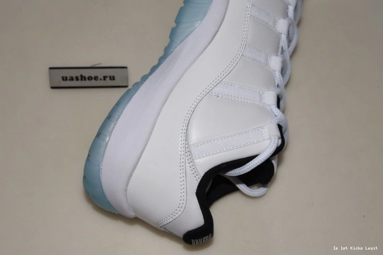 Air Blue“  AV2187-117 Jordan Low”Legend  11  1117